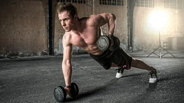 Hombre haciendo deporte o ejercicio